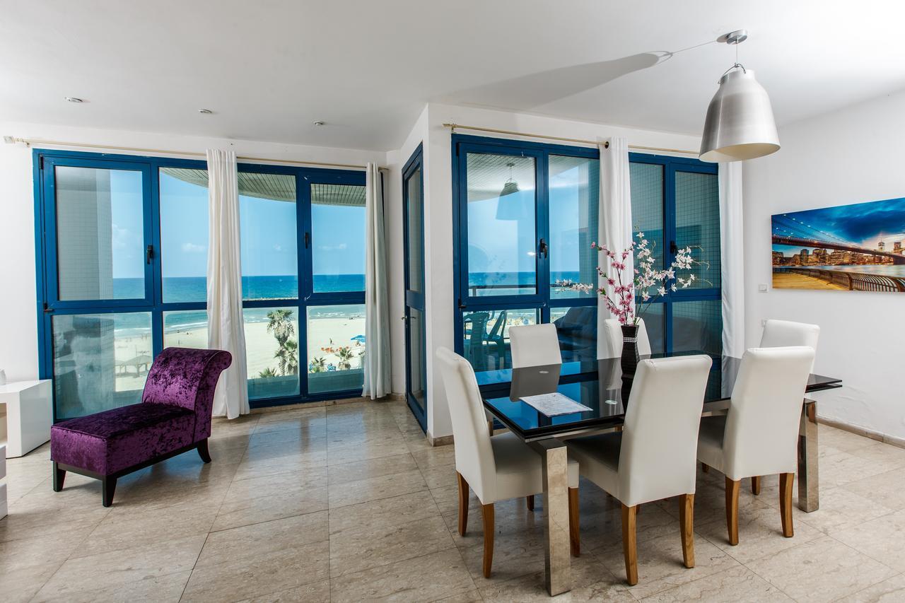 Ocean Front Apartments First Line To The Beach Tel-Aviv Extérieur photo