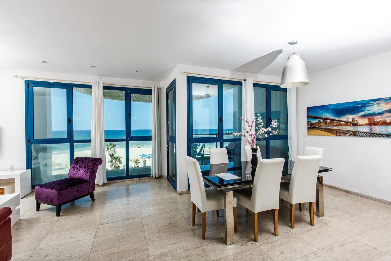 Ocean Front Apartments First Line To The Beach Tel-Aviv Extérieur photo