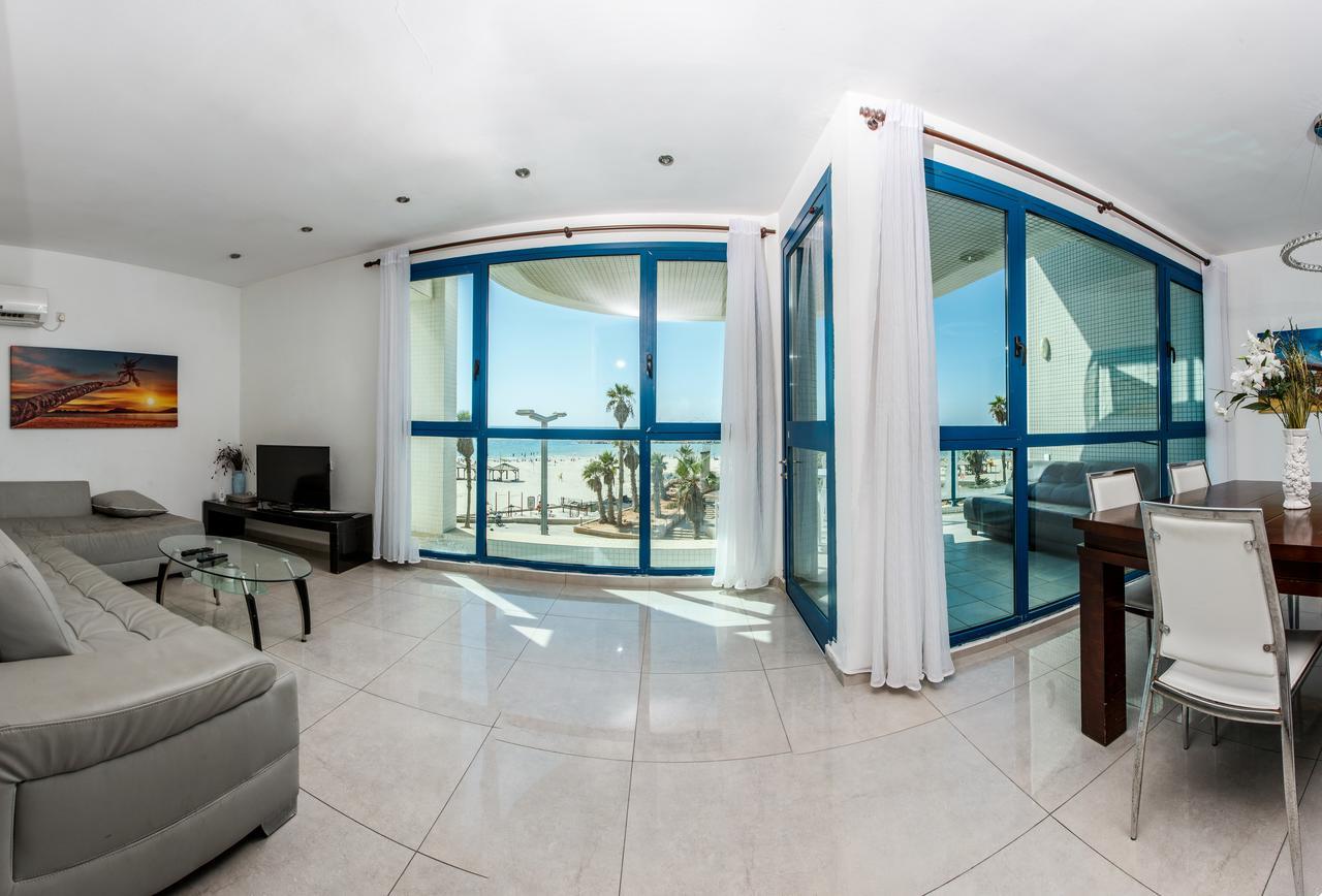 Ocean Front Apartments First Line To The Beach Tel-Aviv Extérieur photo